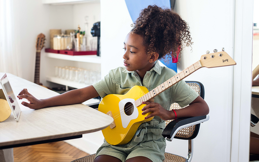 Loog Video Learning Center | Free Guitar & Piano Tutorials