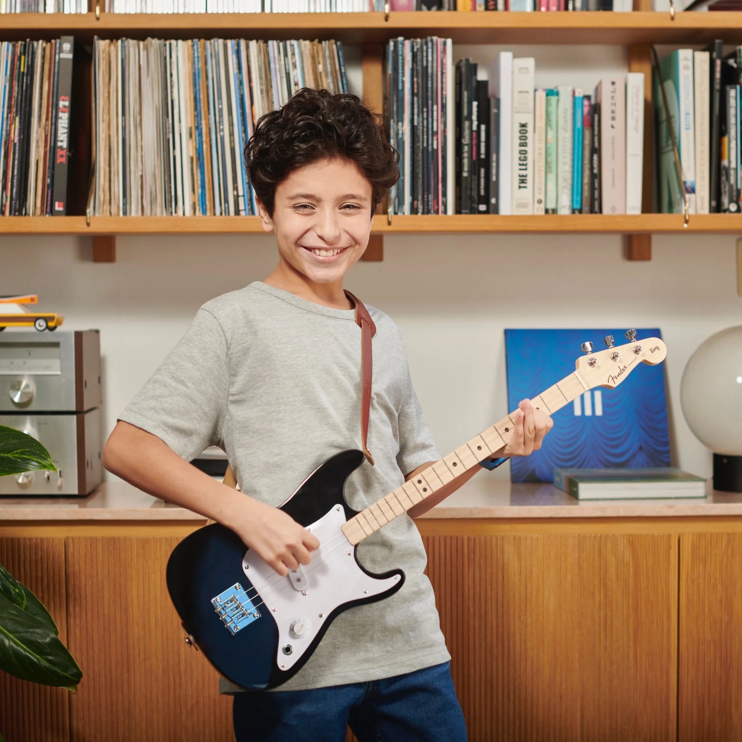 Fender x Loog Stratocaster Electric Guitars